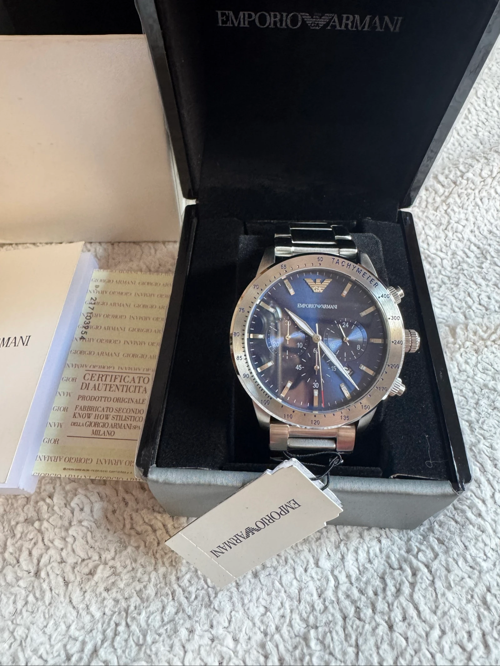 Reloj Emporio Armani.